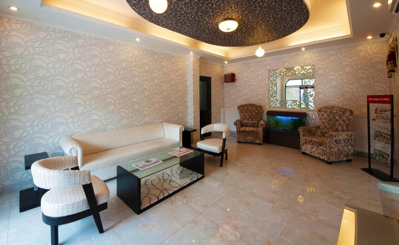 Hotel Pitrashish Grand And Premium Delhi  Exterior foto